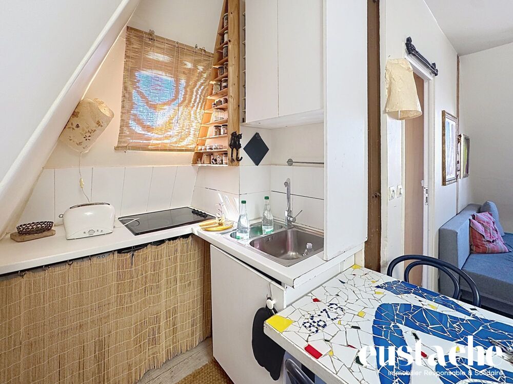 Vente Appartement Paris 20èmeSuperbe 2 pièces au dernier étage avec vue Tour Ei Paris 20