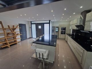  Maison  louer 6 pices 185 m