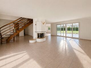  Maison à vendre 8 pièces 239 m²