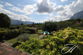  Maison à vendre 7 pièces 256 m²