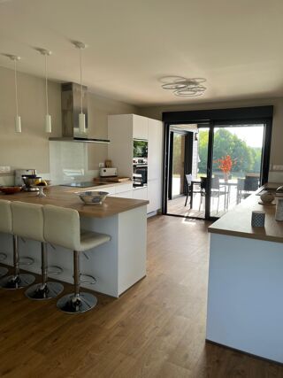  Maison à vendre 6 pièces 222 m²