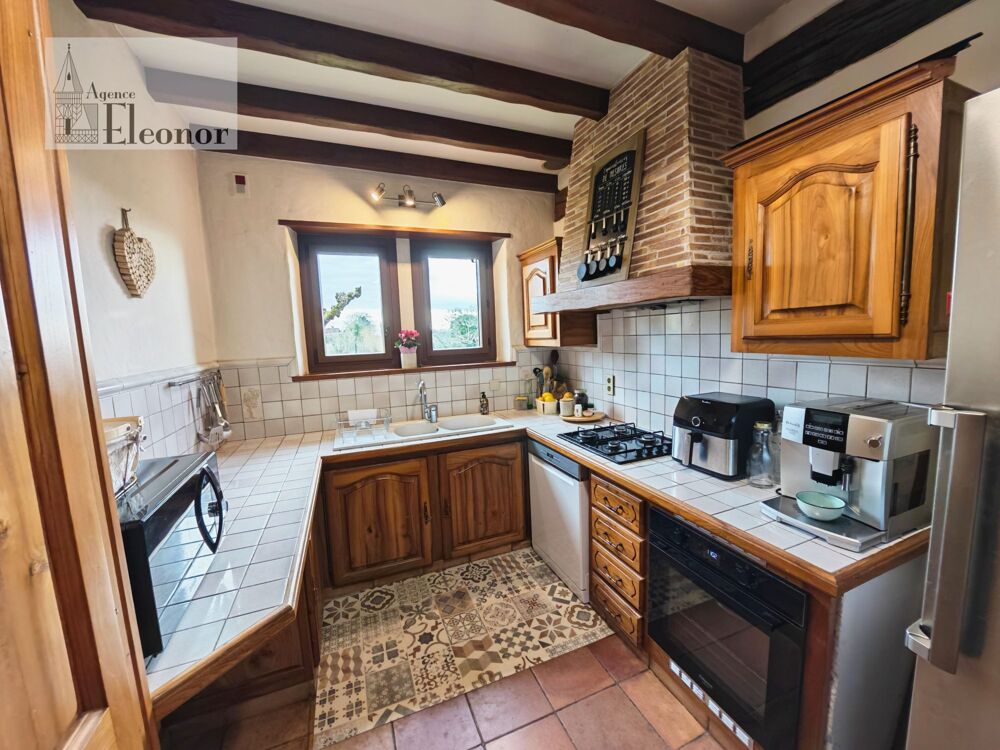 Vente Maison Maison de Grand Standing avec Piscine et Jardin Spacieux Saint-pardoux-isaac