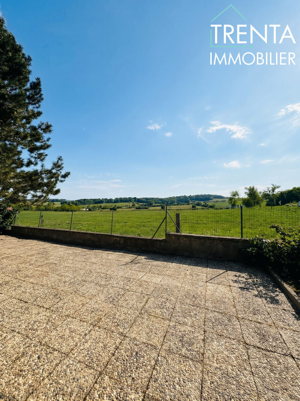Vente Maison Charmante maison individuelle de 91 m² - Arpenans Arpenans