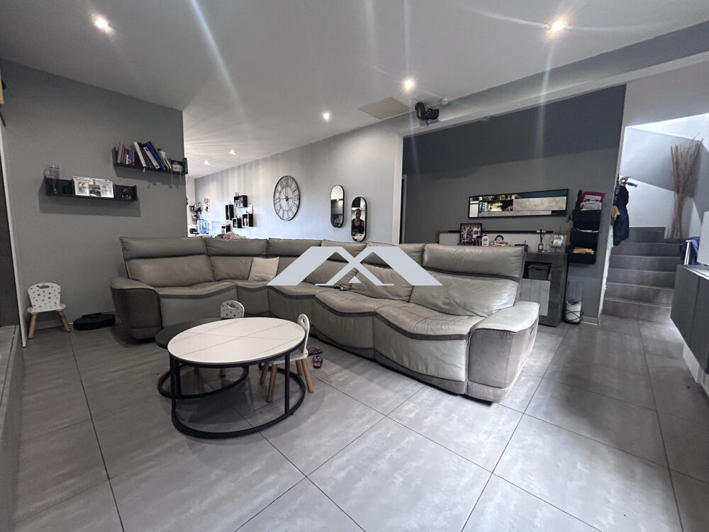Maison F4 + dépendance  130 m²  piscine, photovoltaïque