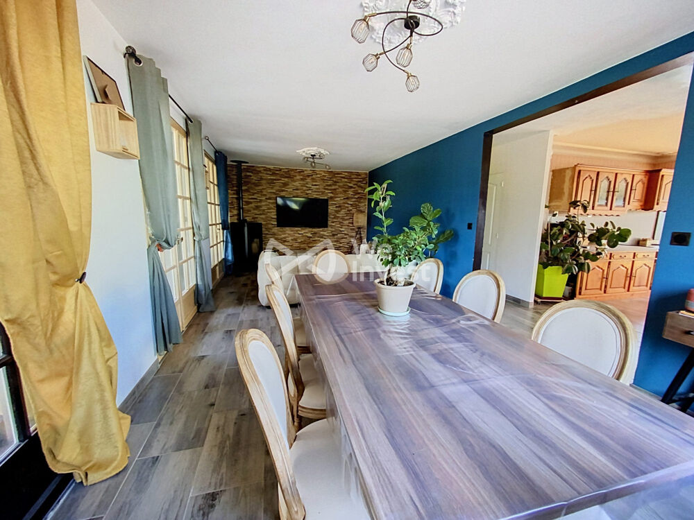Vente Maison Propriété de 226m2 sur un terrain de 3 000 m2 Le lude