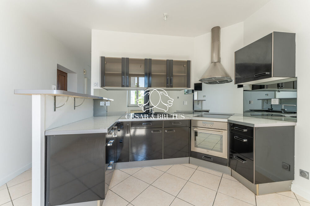 Vente Appartement T3 lumineux au dernier étage - Cave et grenier inclus Saint-priest