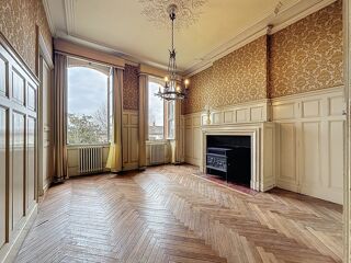  Maison à vendre 7 pièces 360 m²