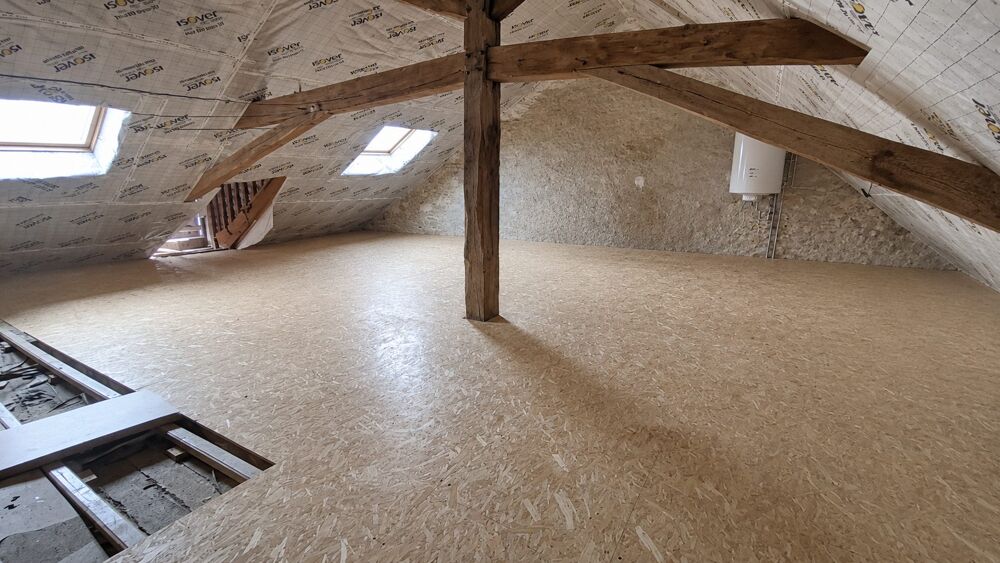 APPARTEMENT BEAUX VOLUMES 130m² A FINIR DE RENOVER