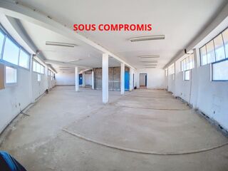  Immeuble  vendre 585 m