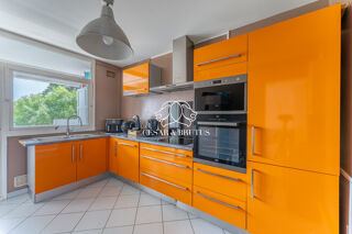  Appartement à vendre 4 pièces 77 m²