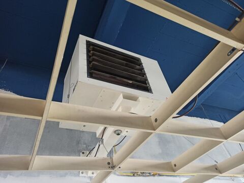   LOC. Local Commercial 600m² + Parking 50. LIMOGES 