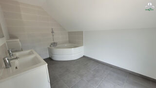  Maison à louer 5 pièces 140 m²