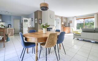  Maison à vendre 7 pièces 166 m²