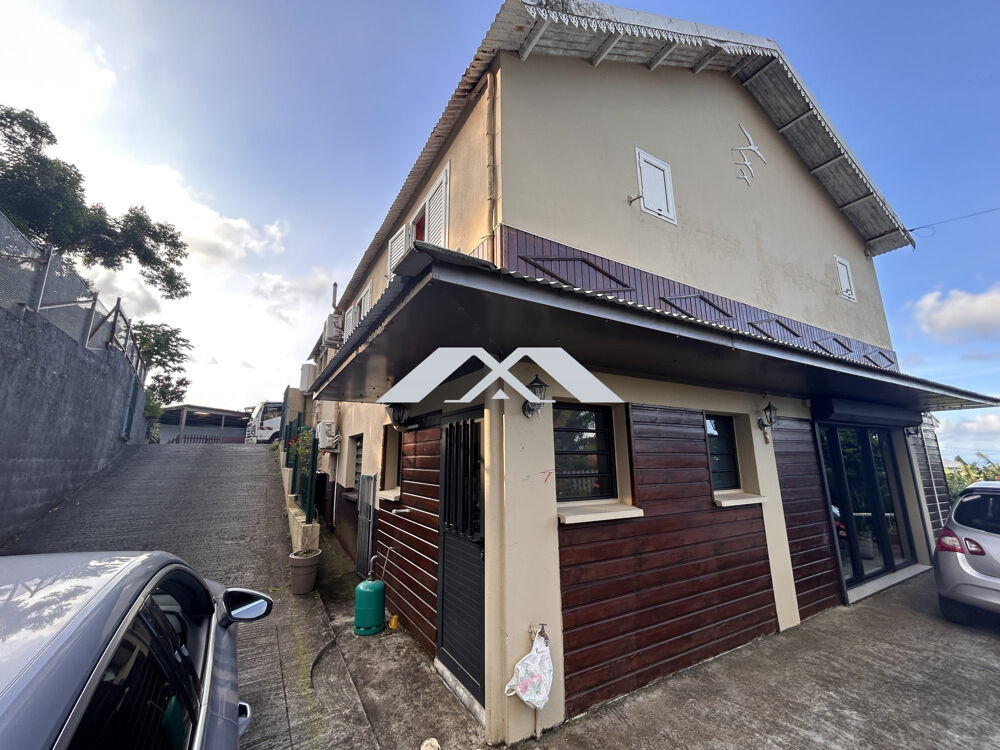 Ensemble immobilier 168m² - Sainte-Suzanne