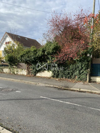  Terrain à vendre 575 m²