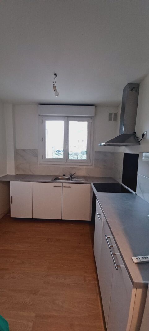  Appartement � louer 5 pi�ces 82 m�