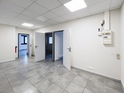 Vous recherchez un espace de travail confortable et bien situ&eacute; 689 83500 La seyne-sur-mer