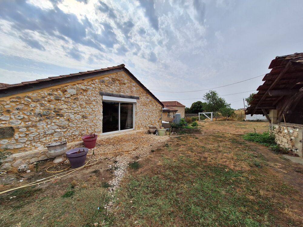 Vente Maison Grande maison rénovée avec spacieuses dépendances. Villeréal