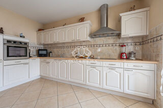  Maison à vendre 6 pièces 161 m²