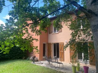  Maison à louer 6 pièces 146 m²