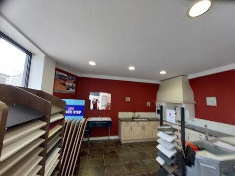   Murs locaux commercial, emplacement strat�gique ! 