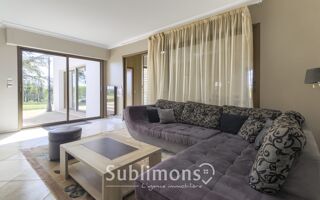  Maison à vendre 12 pièces 443 m²
