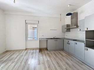  Maison à louer 4 pièces 93 m²