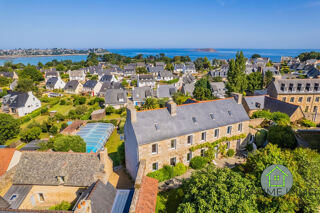  Maison à vendre 12 pièces 345 m²
