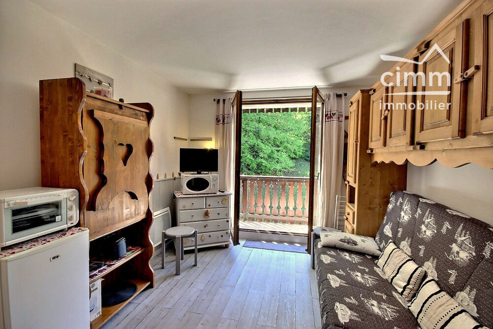 A VENDRE LES CARROZ D'ARACHES 74300 APPARTEMENT AVEC COIN NUIT C