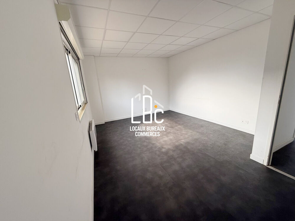   Ancenis - À louer 245 m² locaux mixtes ateliers et bureaux Ancenis-saint-géréon