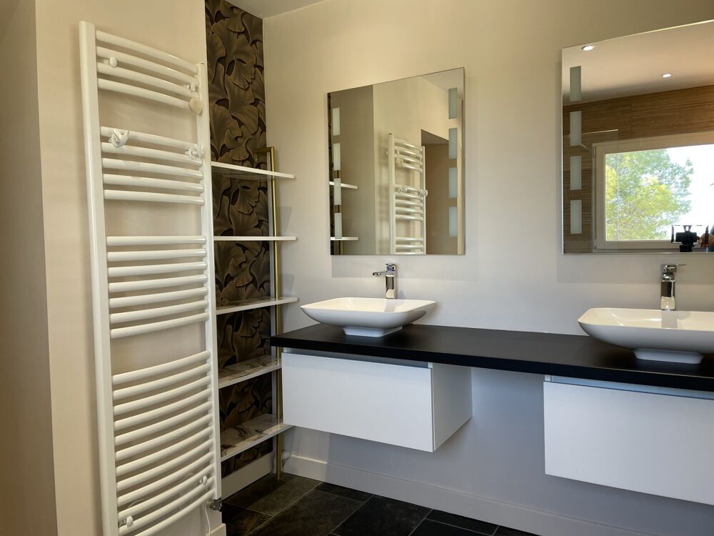 � vendre  Maison P�zenas (34120)