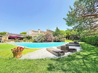  Maison à vendre 12 pièces 829 m²