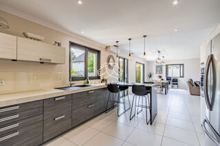  Maison à vendre 8 pièces 262 m²