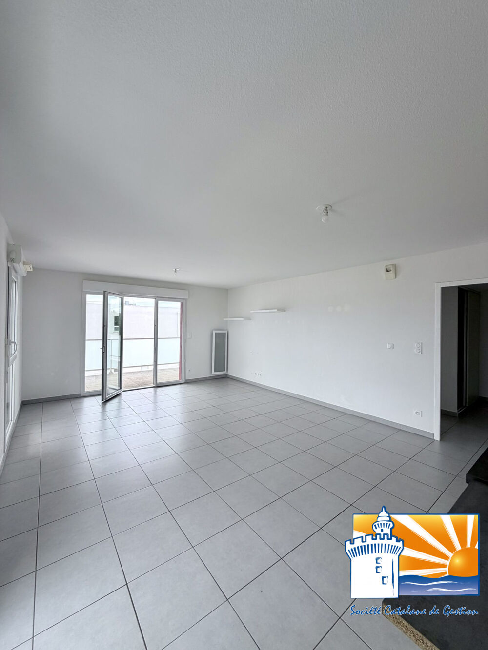 Location Appartement RARE T5 AVEC GARAGE ET PARKING - PERPIGNAN LES JARDINS DE LA BAS Perpignan
