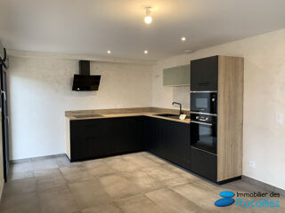  Appartement à louer 3 pièces 64 m²