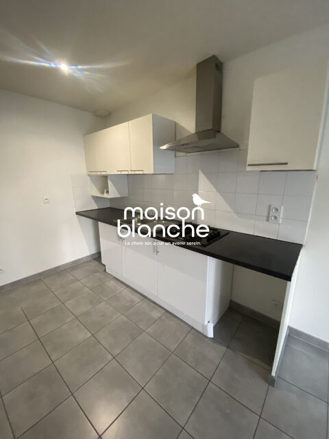  Appartement � louer 4 pi�ces 81 m�