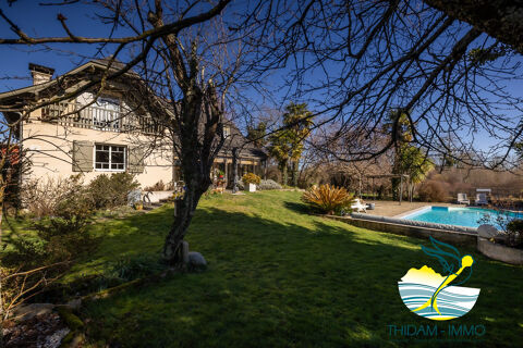   Maison de caract�re avec piscine Maison - 6 pi�ce(s) - 170 m�