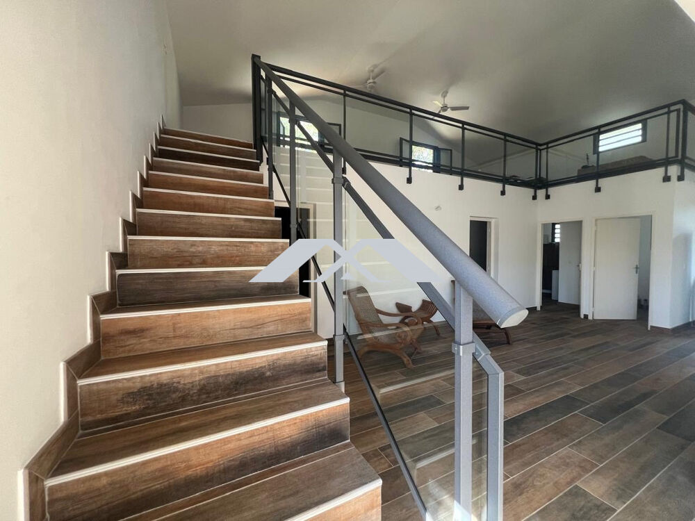 Location Maison MAISON MEUBLÉE 147 m² SAINT PHILIPPE Saint-philippe