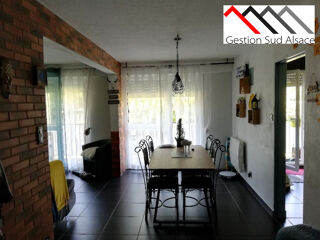  Appartement à louer 4 pièces 79 m²