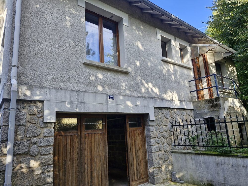 Charmante maison T4 à BOURGANEUF !