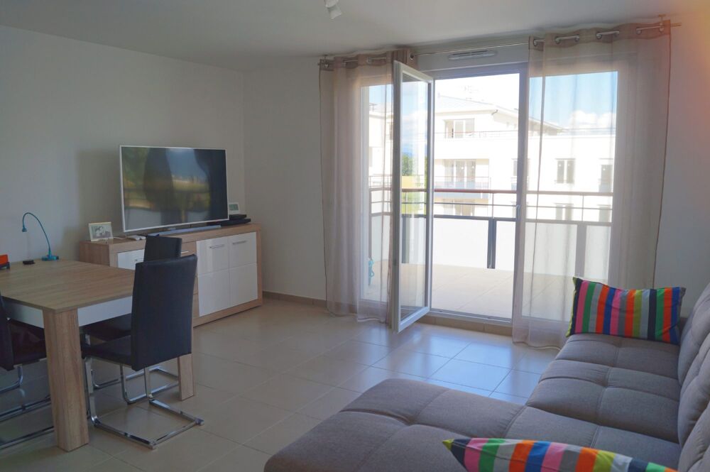 Location Appartement Joli T2 Meublé Ferney Voltaire Ferney-voltaire