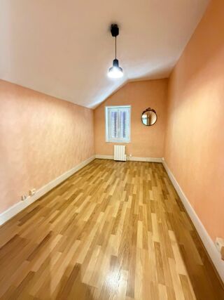  Appartement à louer 2 pièces 52 m²