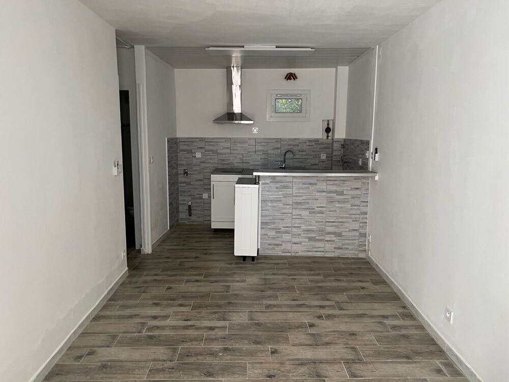 Location Appartement Appartement Type 2 avec Terrasse et Loggia Toulon