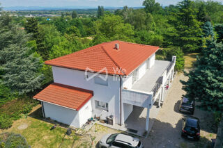  Maison à vendre 6 pièces 216 m²