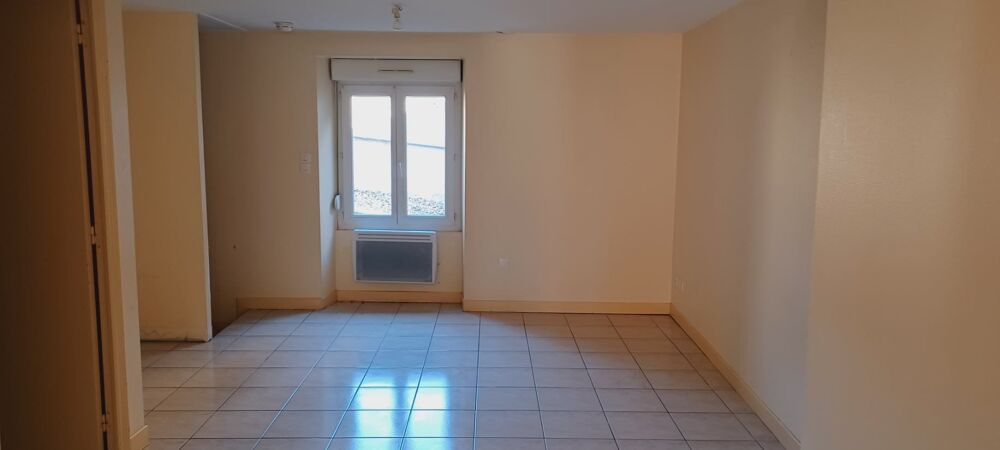 Location Appartement appartement centre bourg Chemillé-en-anjou