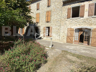  Maison � vendre 8 pi�ces 198 m�