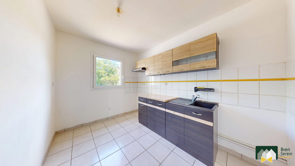 Vente Maison Maison 5 pièces avec garage et jardin - LEVES Lèves