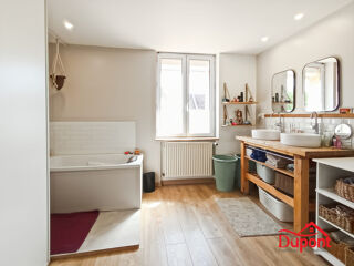  Maison à vendre 8 pièces 205 m²