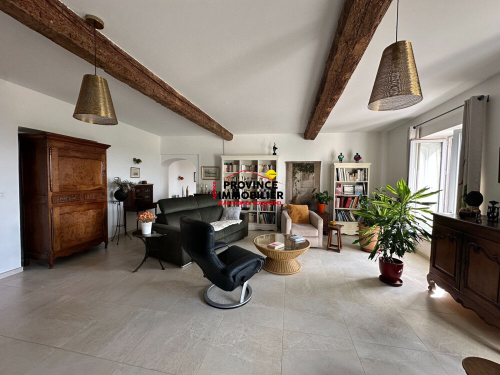 Appartement 5 pièces 161 m² · à Grignan · 161 m² · 299 000 €
