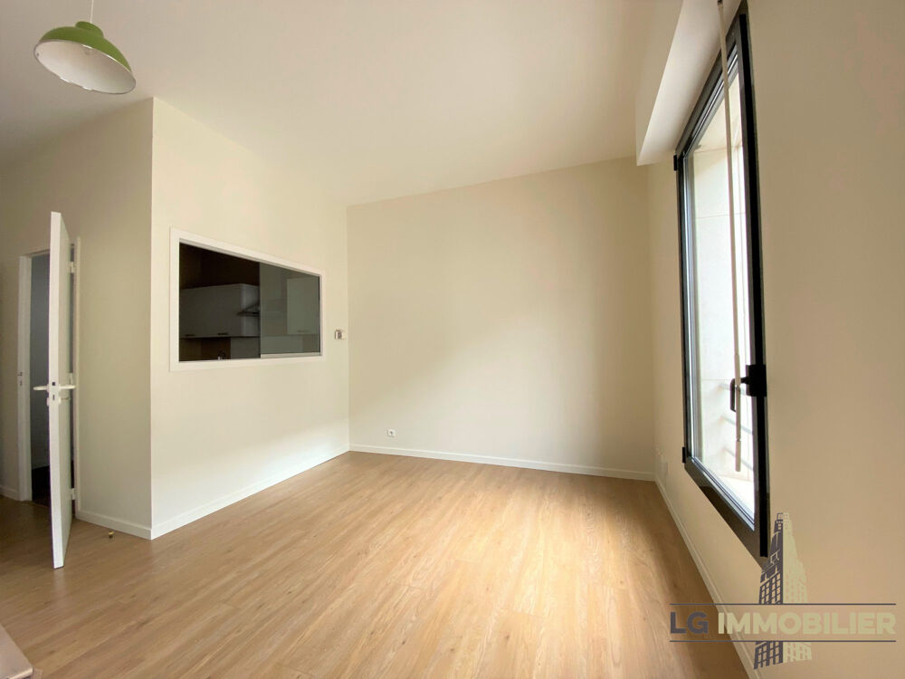 Location Appartement CENTRE-VILLE - TYPE 2 AVEC PARKING ET CAVE Amiens